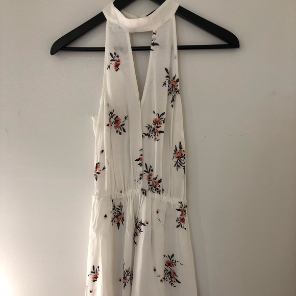 Dress - Picture 1 of 3